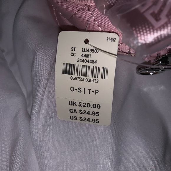 Adorable pink quilted belt bag - Picture 2 of 5